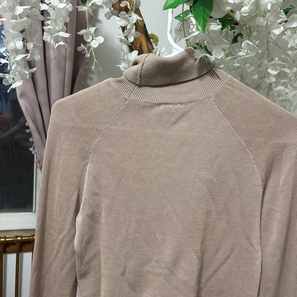 NBD Taupe Ribbed Long Sleeve Top - Picture 7 of 8